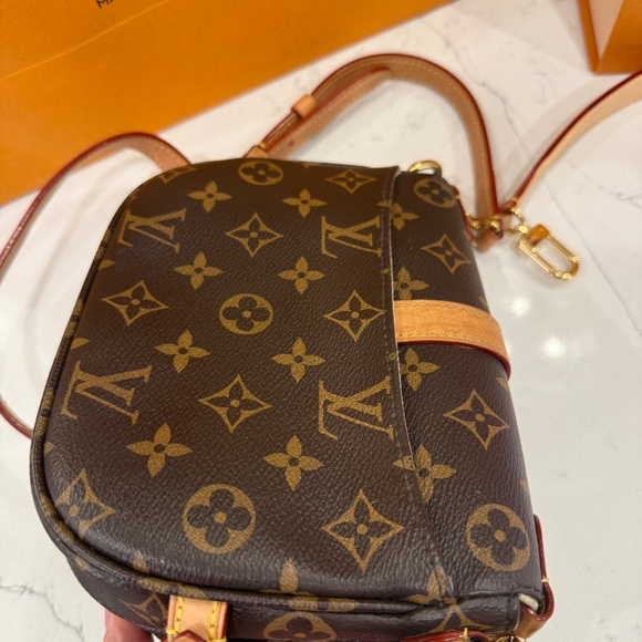 SAUMUR BB - Picture 11 of 11